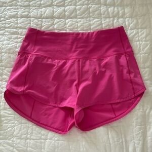 Lululemon High Rise Speed Up Shorts 2.5”